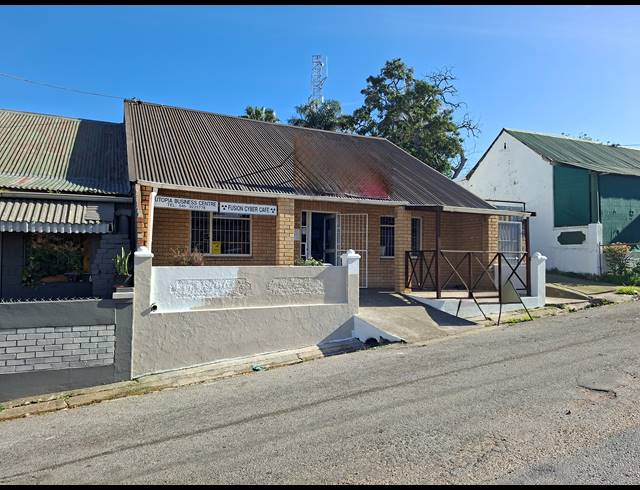 M² OFFICE FOR SALE IN UITENHAGE CENTRAL